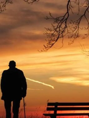 从亏损到稳定盈利，期货交易必须跨越的3道槛！